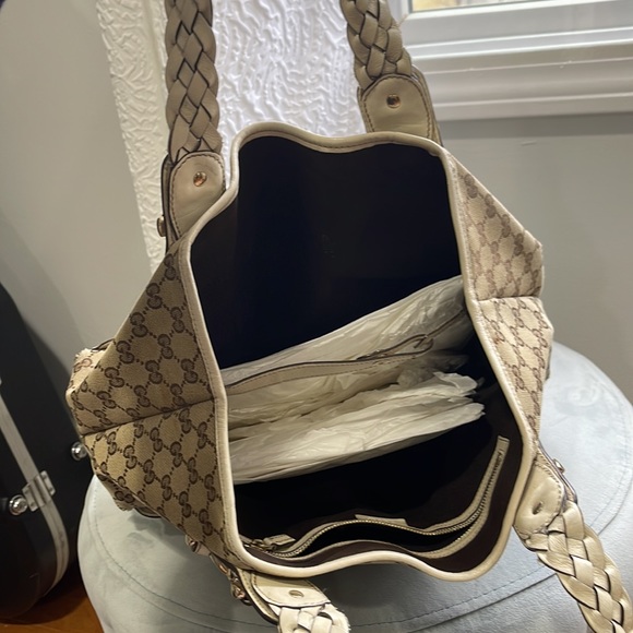 Authentic Gucci bag - Picture 4 of 8
